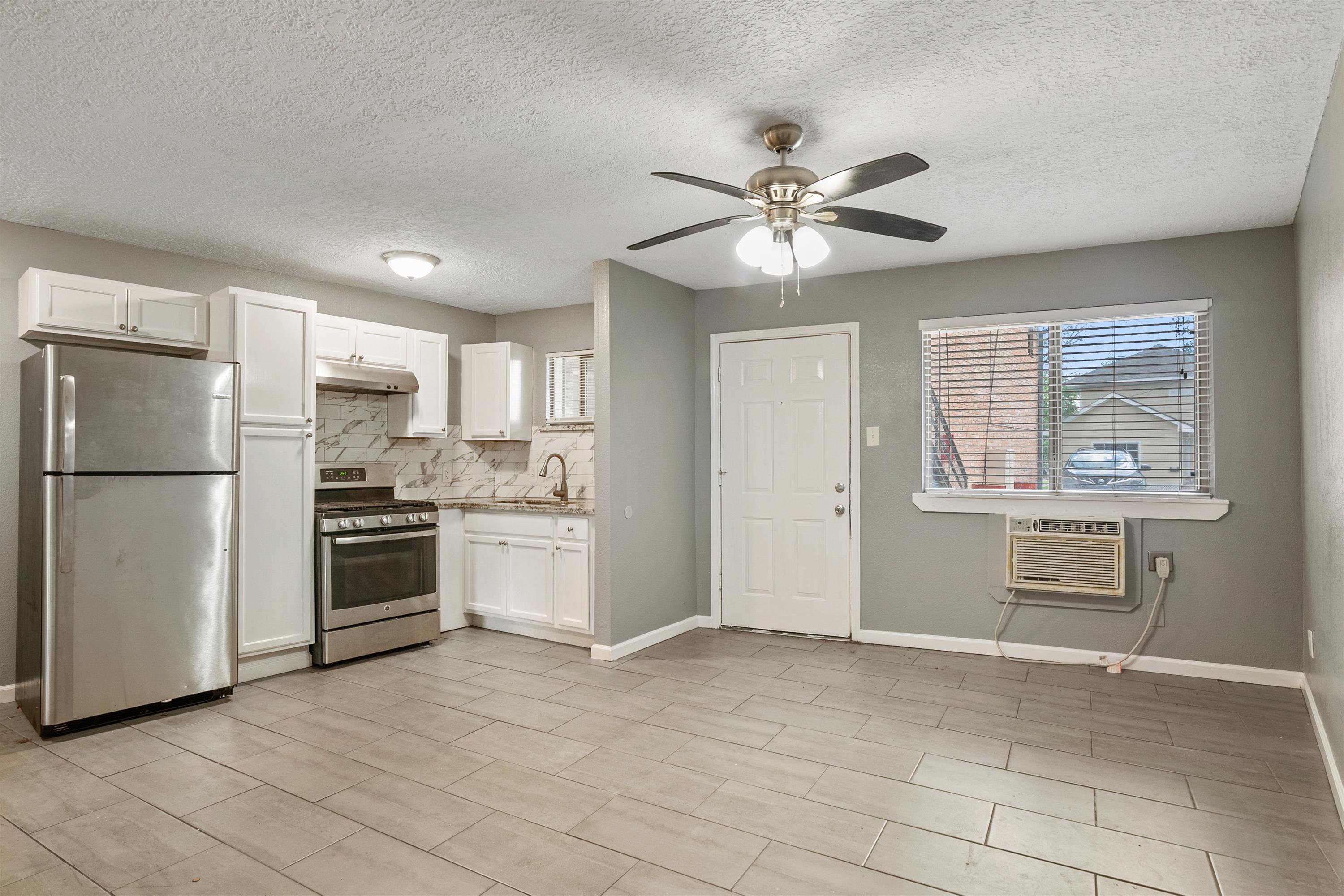 4811 Oakland Street - 11